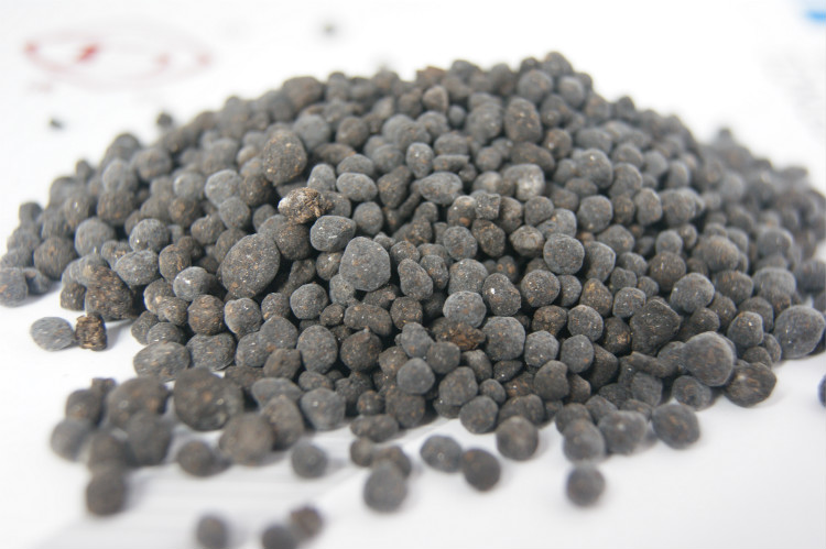 生物菌肥(攪齒造粒)001_meitu_2.jpg 生物菌肥(攪齒造粒)001_meitu_2.jpg