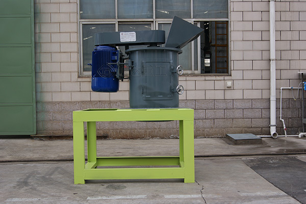 有機(jī)肥立式粉碎機(jī)