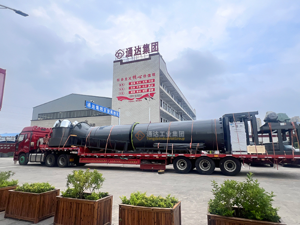 黑龍江克山年產(chǎn)5萬(wàn)噸顆粒生產(chǎn)線第一車-(3).jpg 黑龍江克山年產(chǎn)5萬(wàn)噸顆粒生產(chǎn)線第一車-(3).jpg